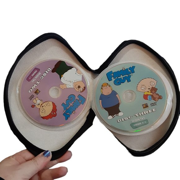 Family Guy DVD Set Freakin Sweet Party Pack w/ Stewie Zip Case READ - Picture 3 of 13